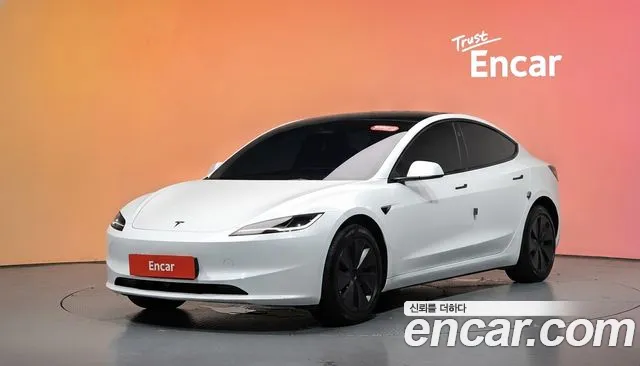 Tesla 3 RWD