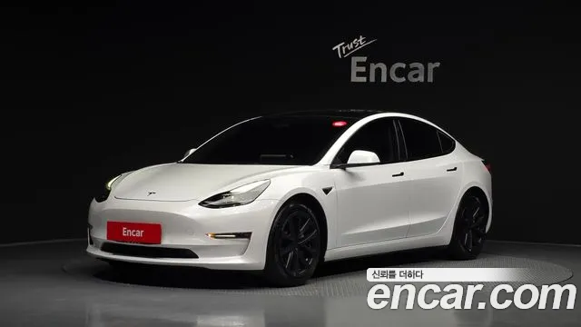 Tesla 3 AWD