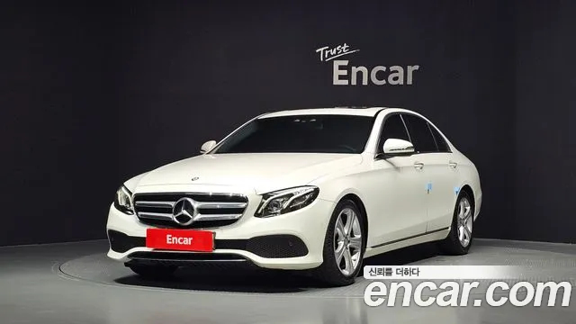Mercedes-Benz E- W213 E220d