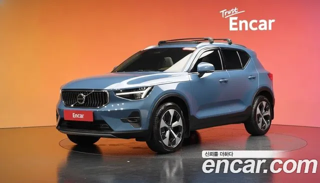 Volvo XC40 B4