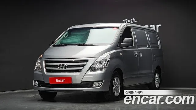 Hyundai Grand Starex 3