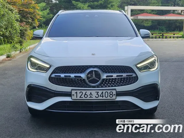 Mercedes-Benz GLA- H247 GLA250 4MATIC