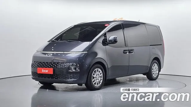 Hyundai Staria 3
