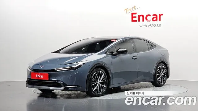 Toyota Prius 5 2.0 XLE