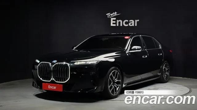 BMW 7 (G70) 740i xDrive M