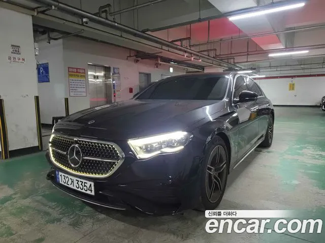 Mercedes-Benz E- W213 E300 4MATIC AMG Line