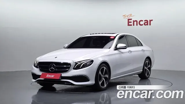 Mercedes-Benz E- W213 E250