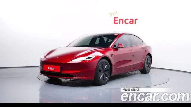 Tesla 3 AWD