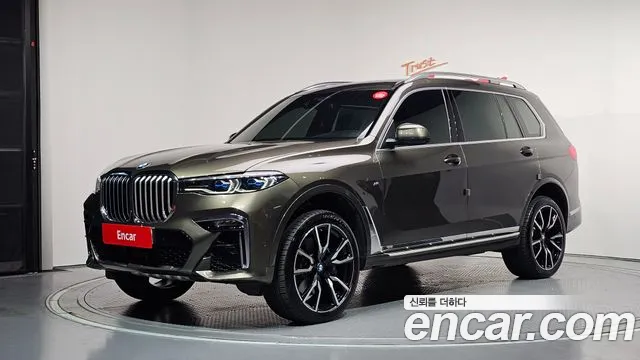 BMW X7 (G07) xDrive 40i M 6