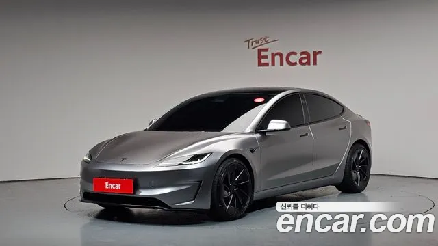 Tesla 3 AWD