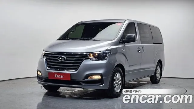 Hyundai The New Grand Starex 3