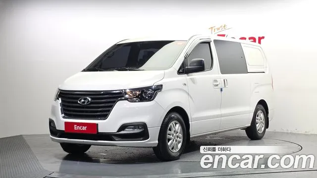 Hyundai The New Grand Starex 5