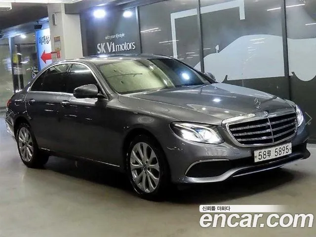 Mercedes-Benz E- W213 E220d 4MATIC Exclusive