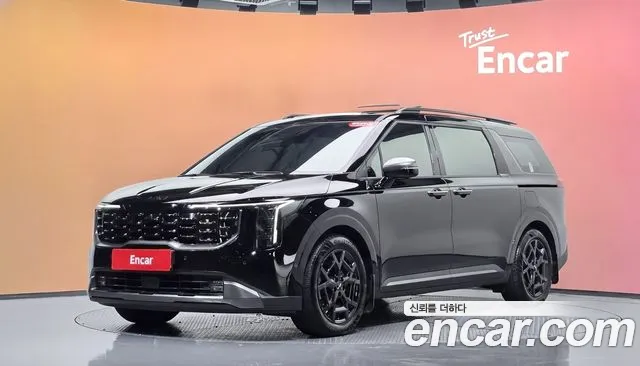 Kia The New Carnival 4 7