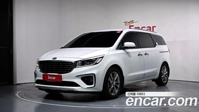 Kia The New Carnival 9 Noblesse