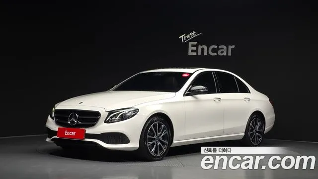 Mercedes-Benz E- W213 E250