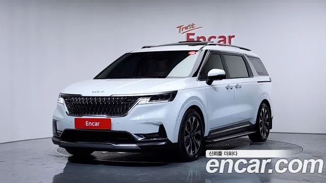 Kia Carnival 4 Gasoline 7 Signature