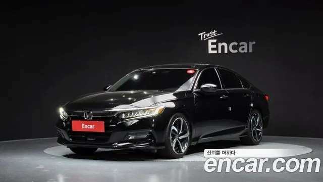 Honda Accord 10 2.0 Turbo