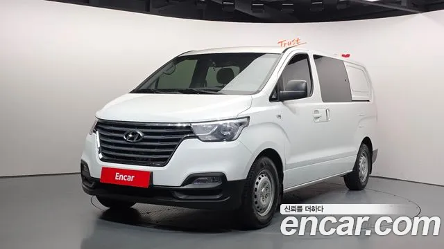 Hyundai The New Grand Starex 5