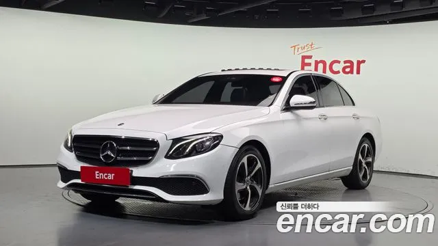 Mercedes-Benz E- W213 E250
