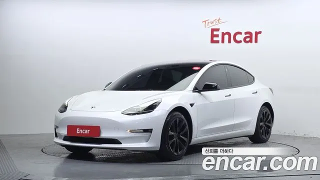 Tesla 3 AWD