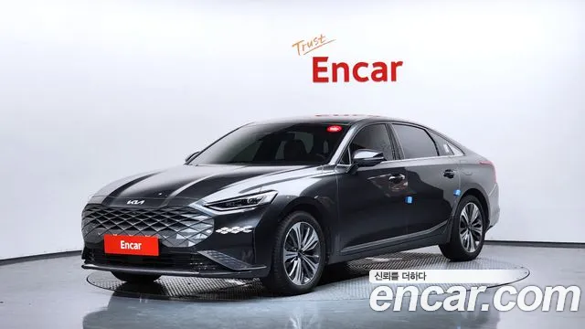 Kia K8 Hybrid Noblesse