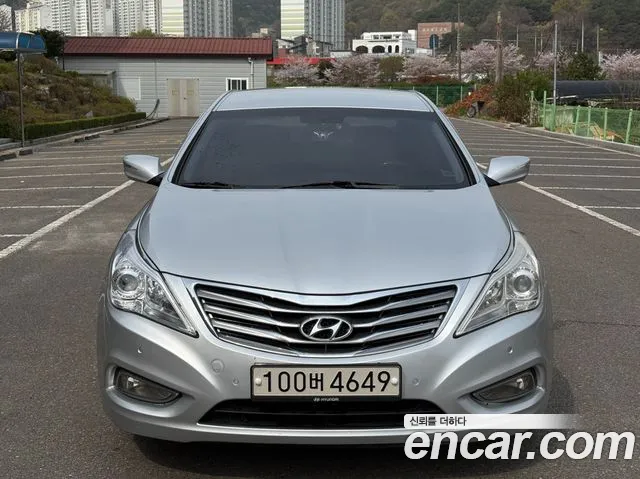 Hyundai Grandeur HG HG240