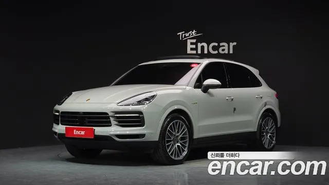 Porsche Cayenne (PO536) 3.0 E-Hybrid