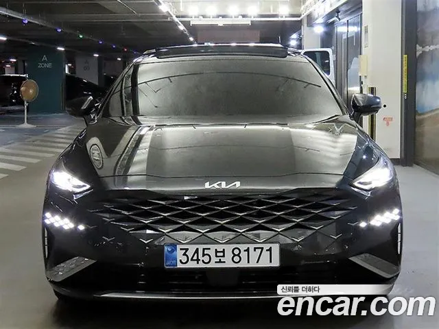 Kia K8 Hybrid Signature