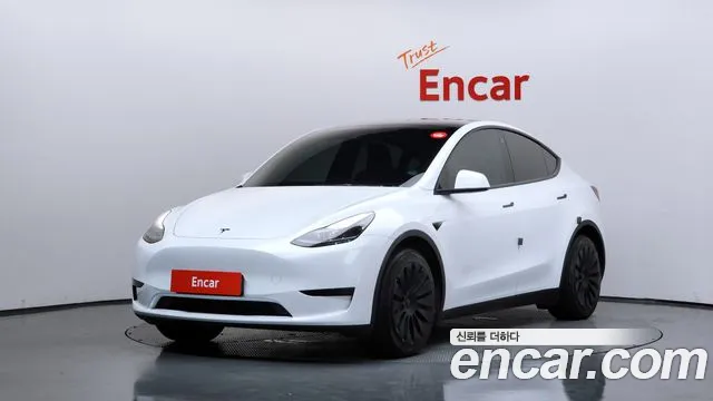 Tesla Y RWD