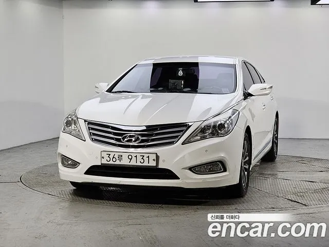 Hyundai Grandeur HG HG240