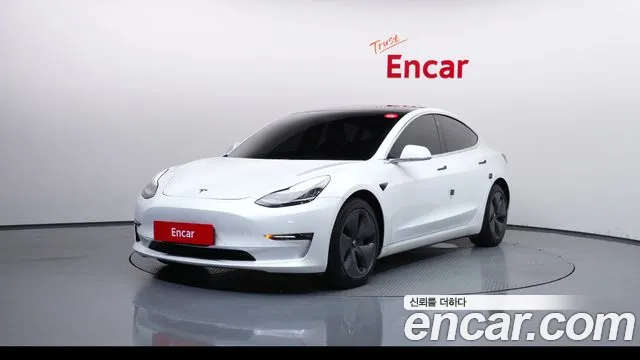 Tesla 3 AWD