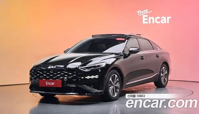 Kia K8 Hybrid Noblesse