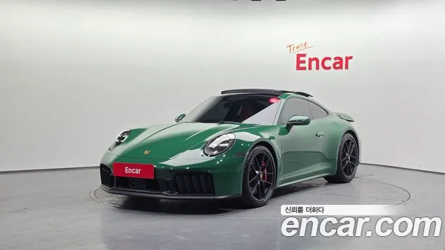 Porsche 911 (992) 4 GTS