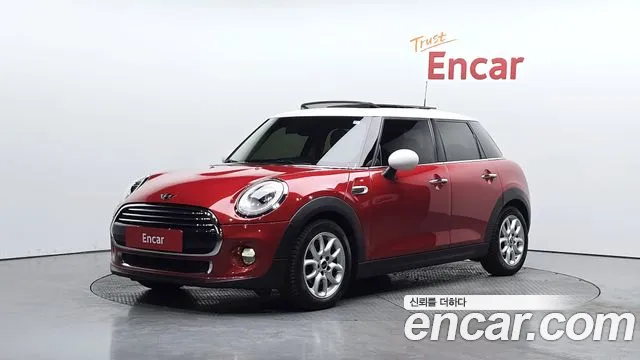 MINI Cooper D 5 HIGH 3