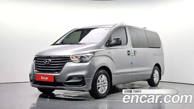 Hyundai The New Grand Starex 5