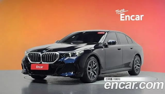 BMW 5 (G60) 520i M