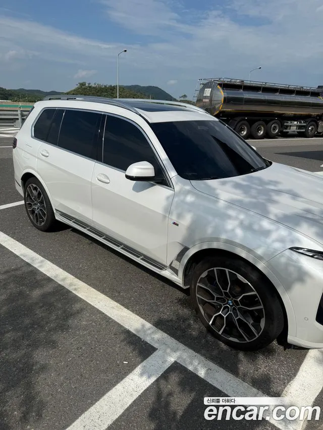 BMW X7 (G07) xDrive 40i M 6