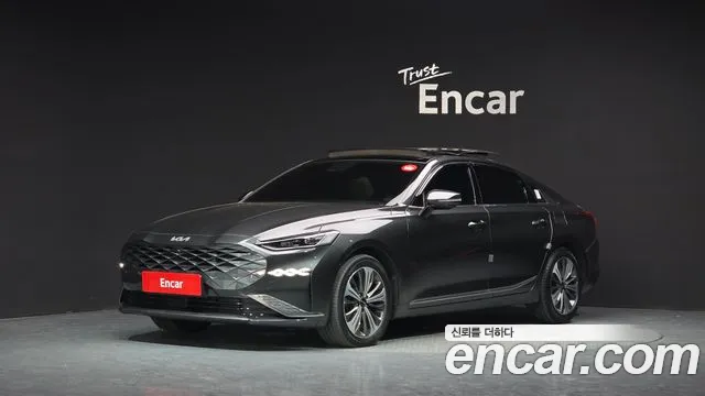 Kia K8 Hybrid Noblesse