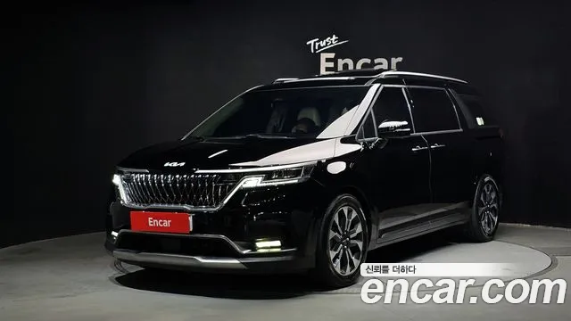 Kia Carnival 4 Gasoline 7 Signature