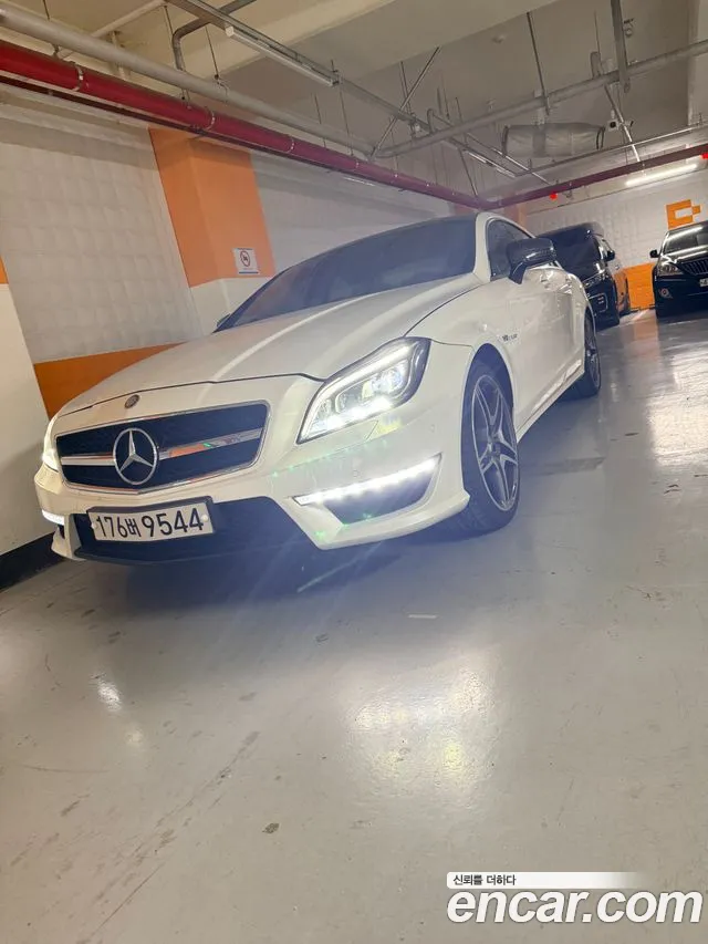 Mercedes-Benz CLS- W218 CLS63 AMG