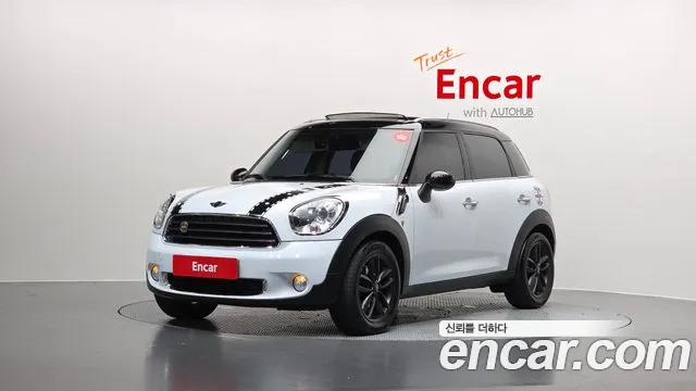 MINI Cooper Countryman Base 1