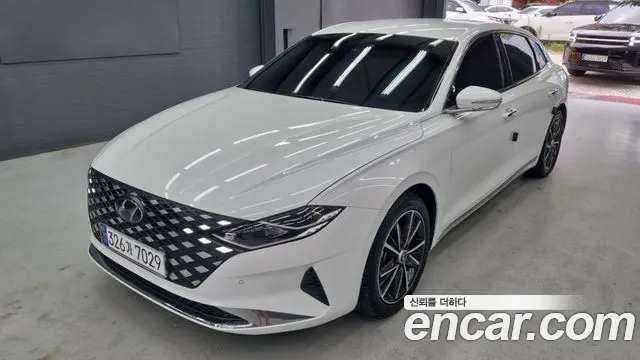 Hyundai The New Grandeur IG 3.0 LPi Premium