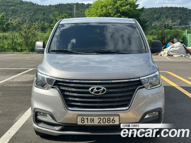 Hyundai The New Grand Starex 5