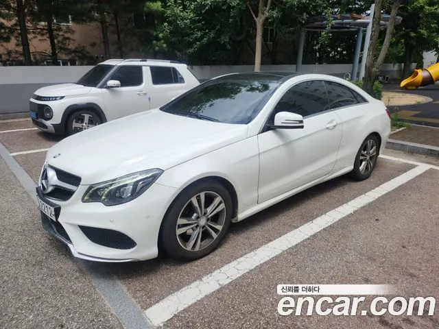 Mercedes-Benz E- W212 E200