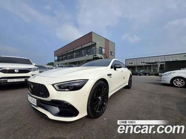 Mercedes-Benz AMG GT 4 43 4MATIC+