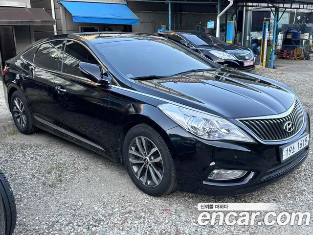 Hyundai Grandeur HG HG240