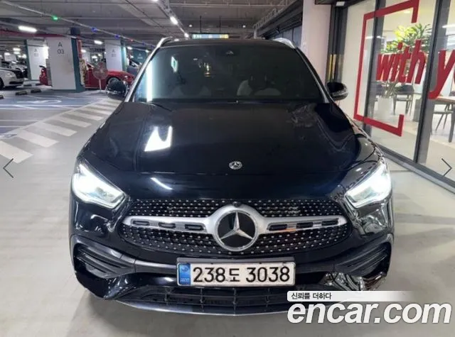 Mercedes-Benz GLA- H247 GLA250 4MATIC