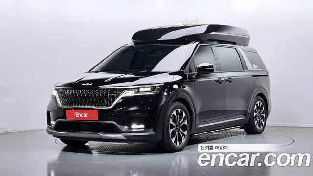 Kia Carnival 4 Gasoline 9