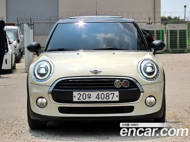 MINI Cooper HIGH 3